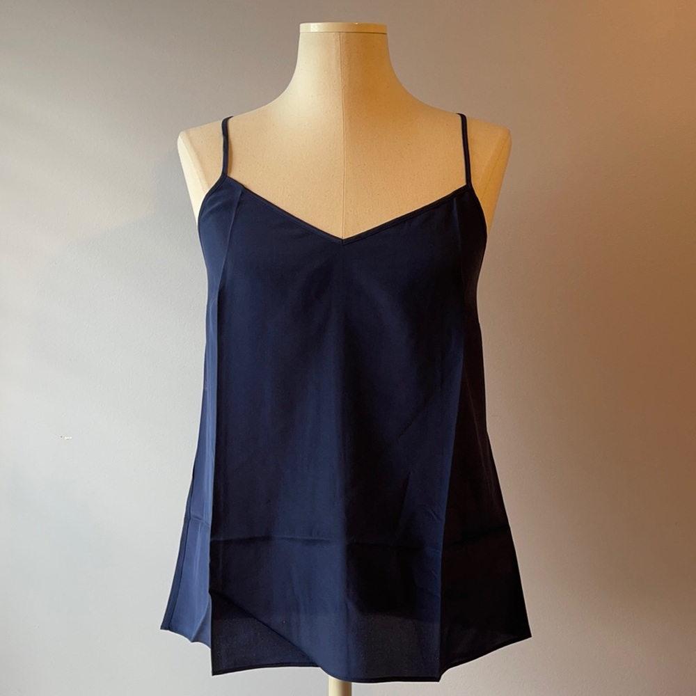 NEW LILLY PULITZER SILK SLEEVELESS TOP